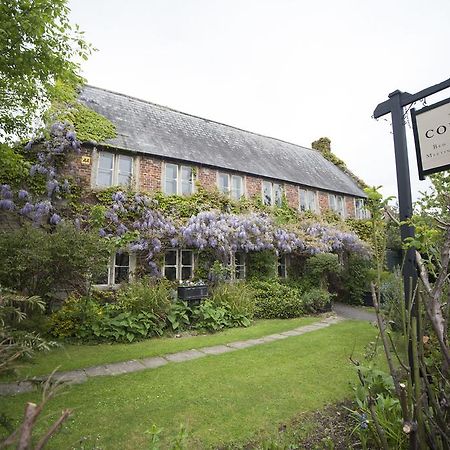 The Conigre Hotel Melksham Luaran gambar