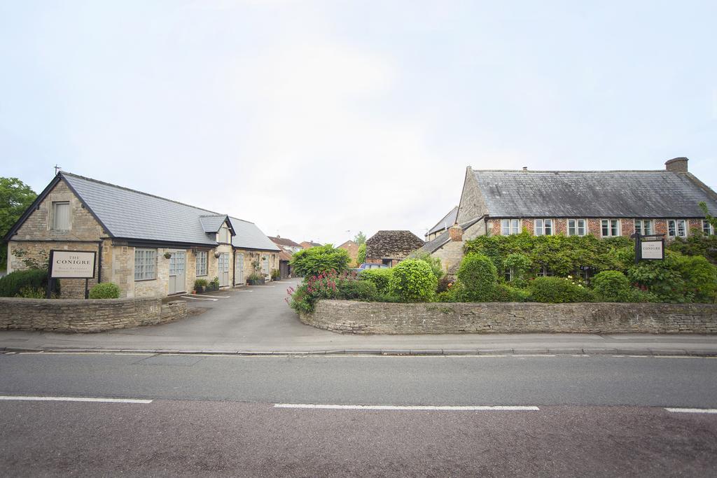 The Conigre Hotel Melksham Luaran gambar