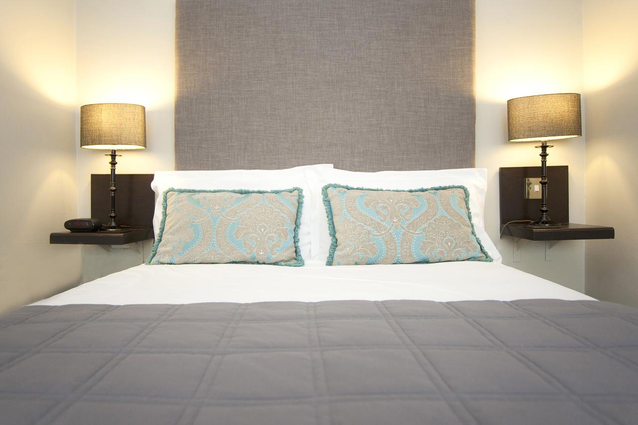 The Conigre Hotel Melksham Luaran gambar